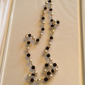Black Crystal and faux pearl Necklace